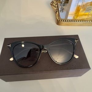 Tom ford cat eye sunglasses